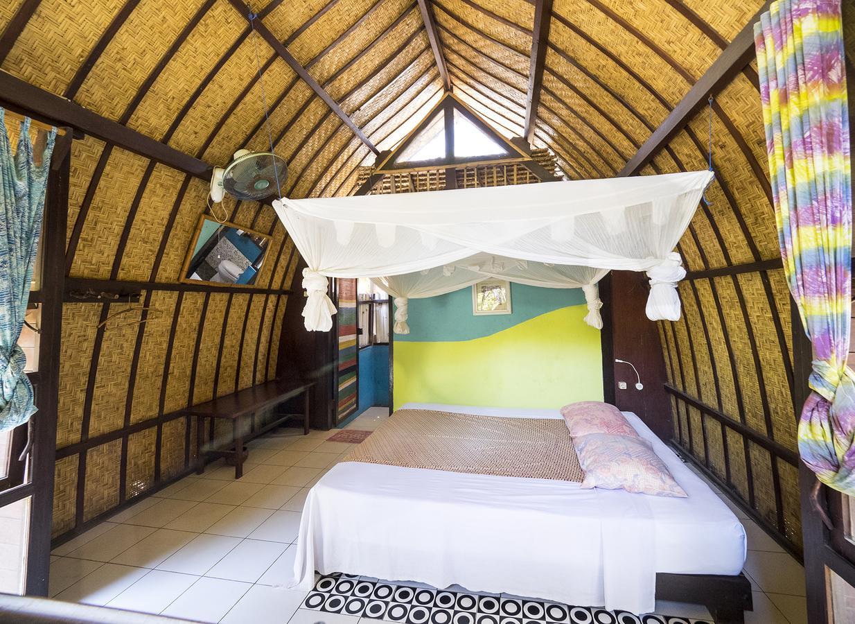 Woodstock Gili - Garden And Bungalows Hotel Gili Trawangan Esterno foto