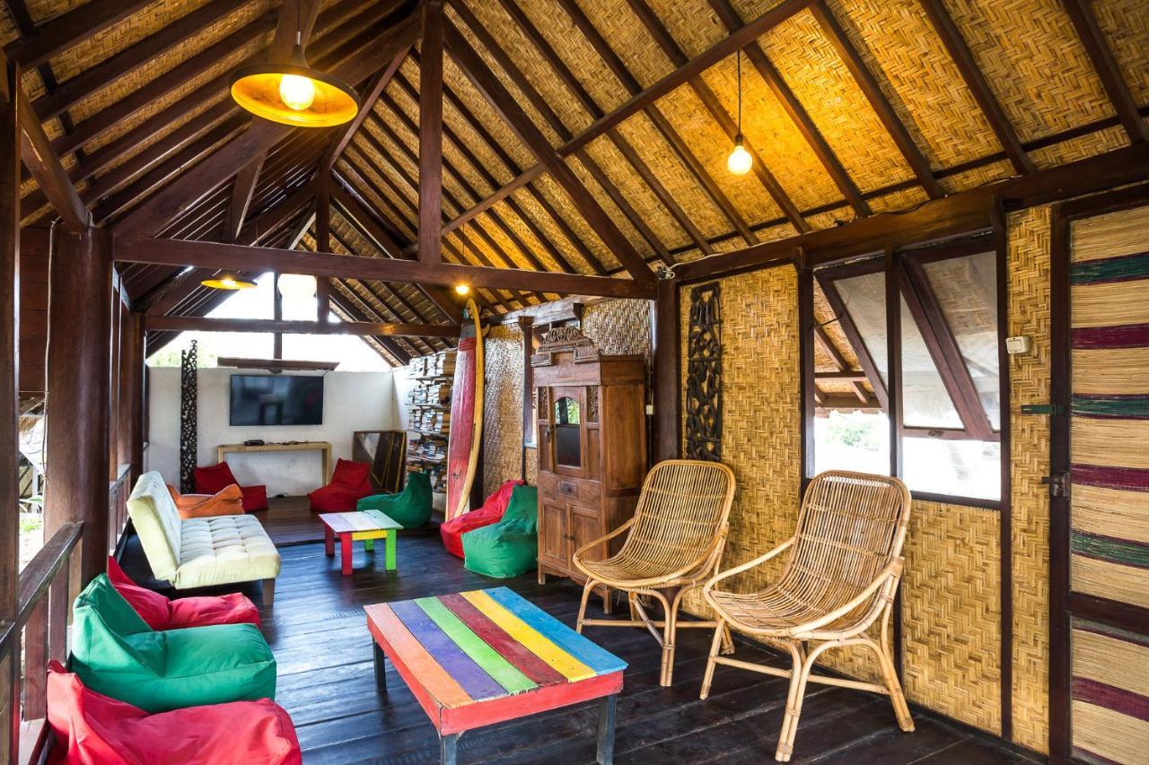 Woodstock Gili - Garden And Bungalows Hotel Gili Trawangan Esterno foto