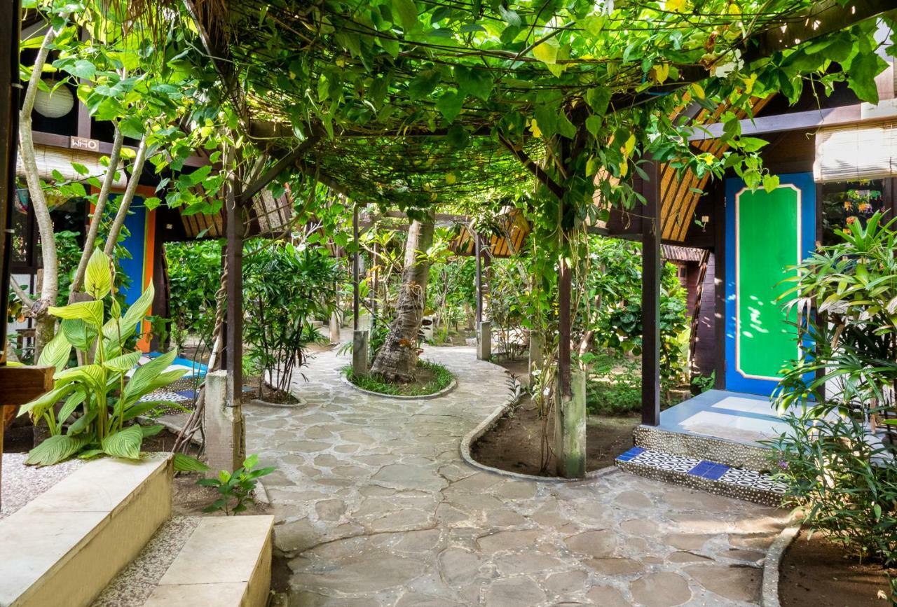 Woodstock Gili - Garden And Bungalows Hotel Gili Trawangan Esterno foto