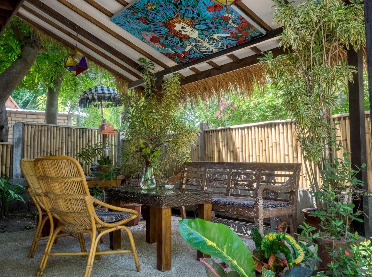 Woodstock Gili - Garden And Bungalows Hotel Gili Trawangan Esterno foto